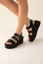 Load image into Gallery viewer, Paige Flatform Sandals
